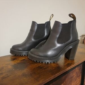 Dr. Martens Chelsea Heeled Boots Hurston Size 8